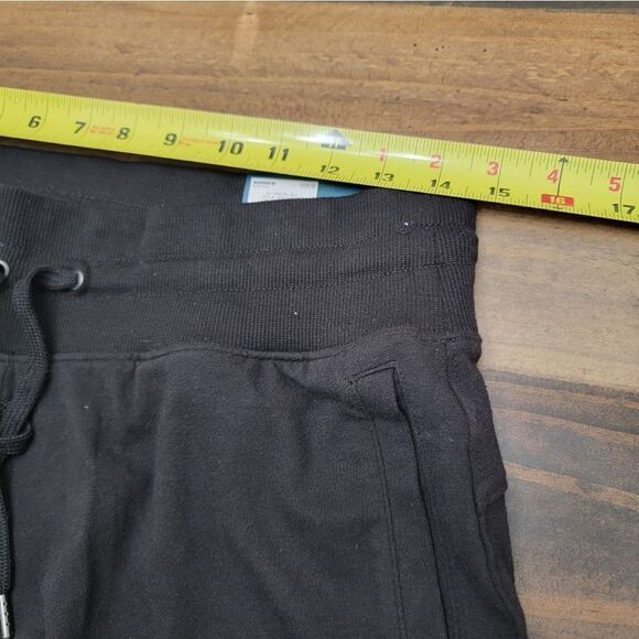 Set of 3 Pieces Tek Gear Capri Pants & Pinter T-shirt + Apt.9 Lavender T-shirt M - Picture 7 of 15
